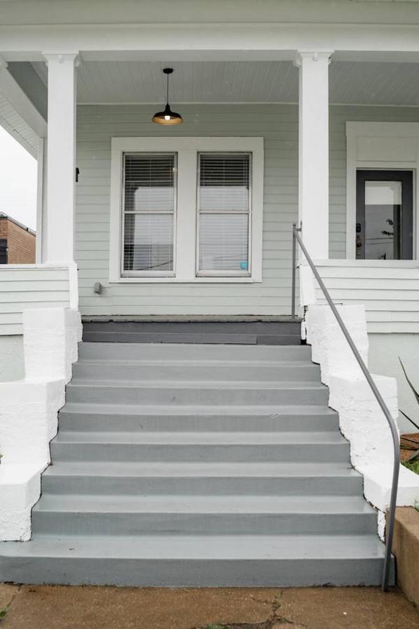 Restored 1930S Uptown Bungalow 2 Min. To Magnolia ウェーコ エクステリア 写真