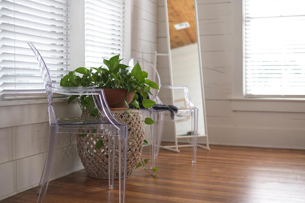 Restored 1930S Uptown Bungalow 2 Min. To Magnolia ウェーコ エクステリア 写真