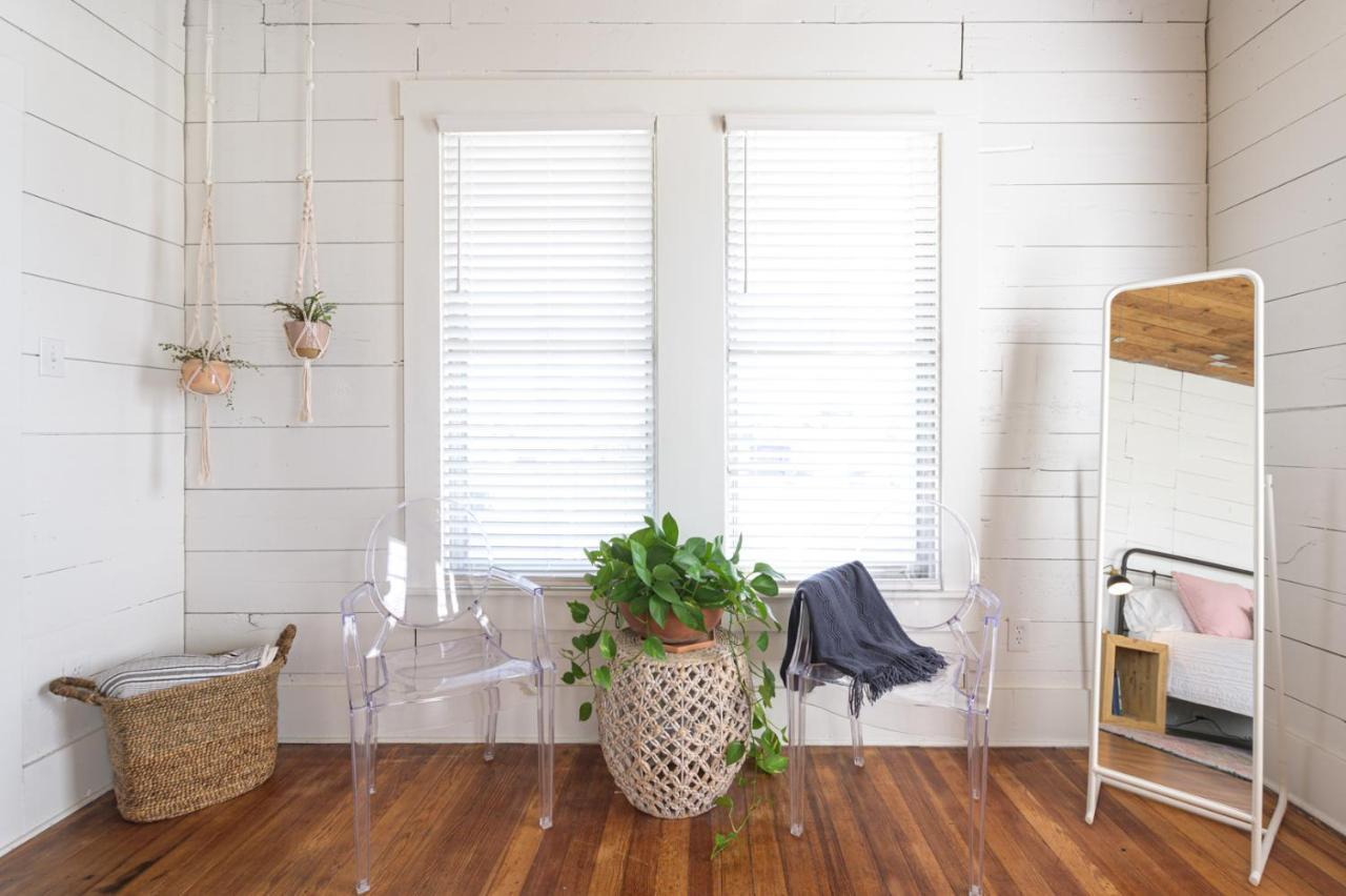 Restored 1930S Uptown Bungalow 2 Min. To Magnolia ウェーコ エクステリア 写真